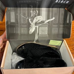 Practically new Bloch black girl shoes 9 US